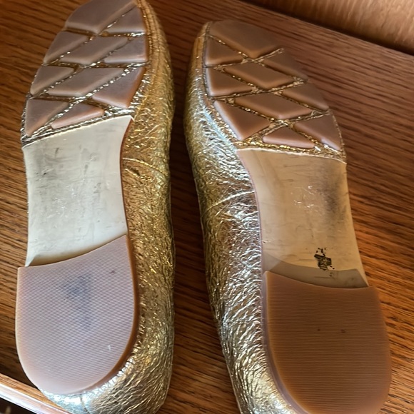 Tori Burch gold ballet flats - Picture 5 of 6